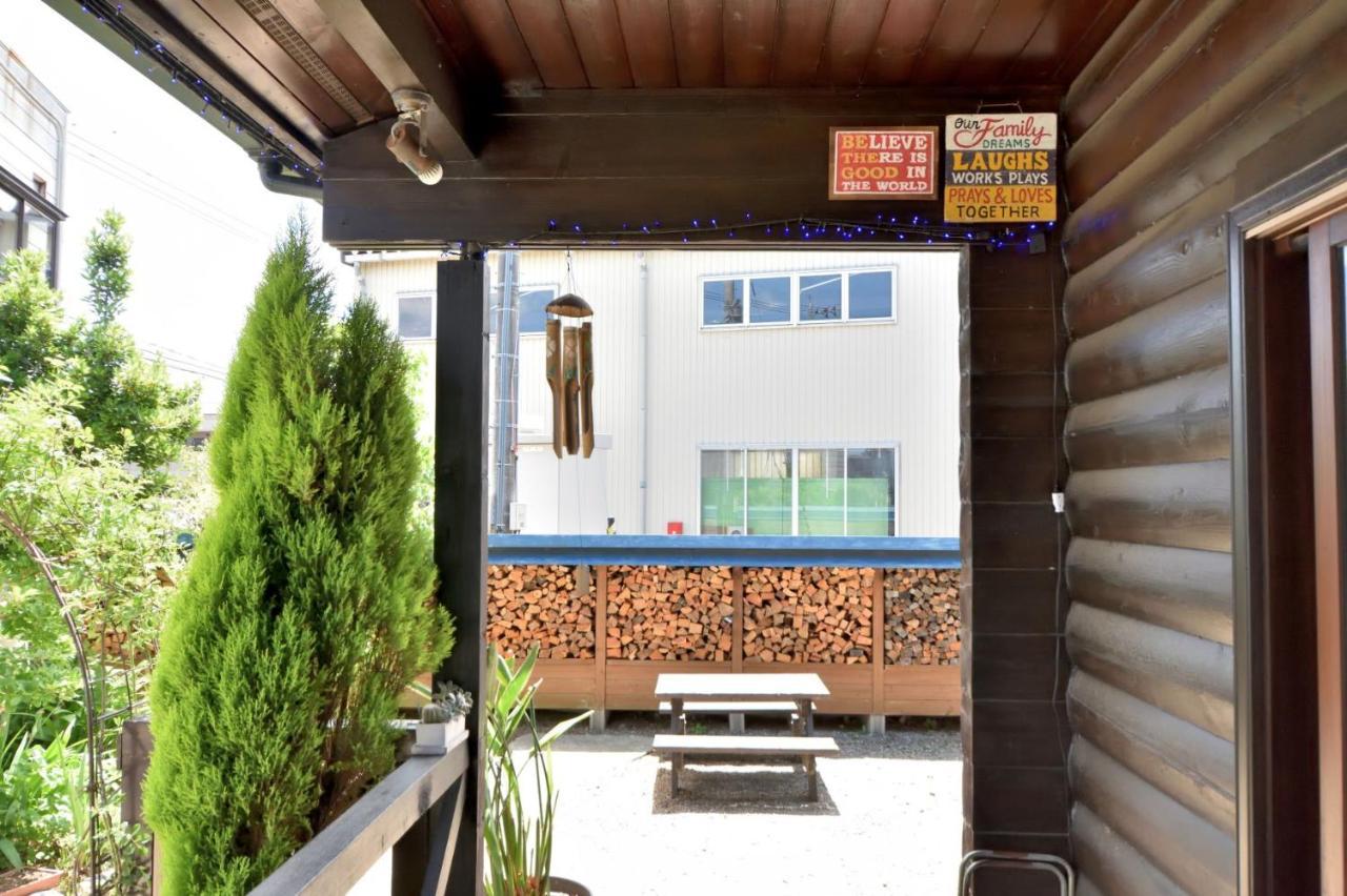 Carrefour Guesthouse カルフール ゲストハウス Toyama Station Zewnętrze zdjęcie